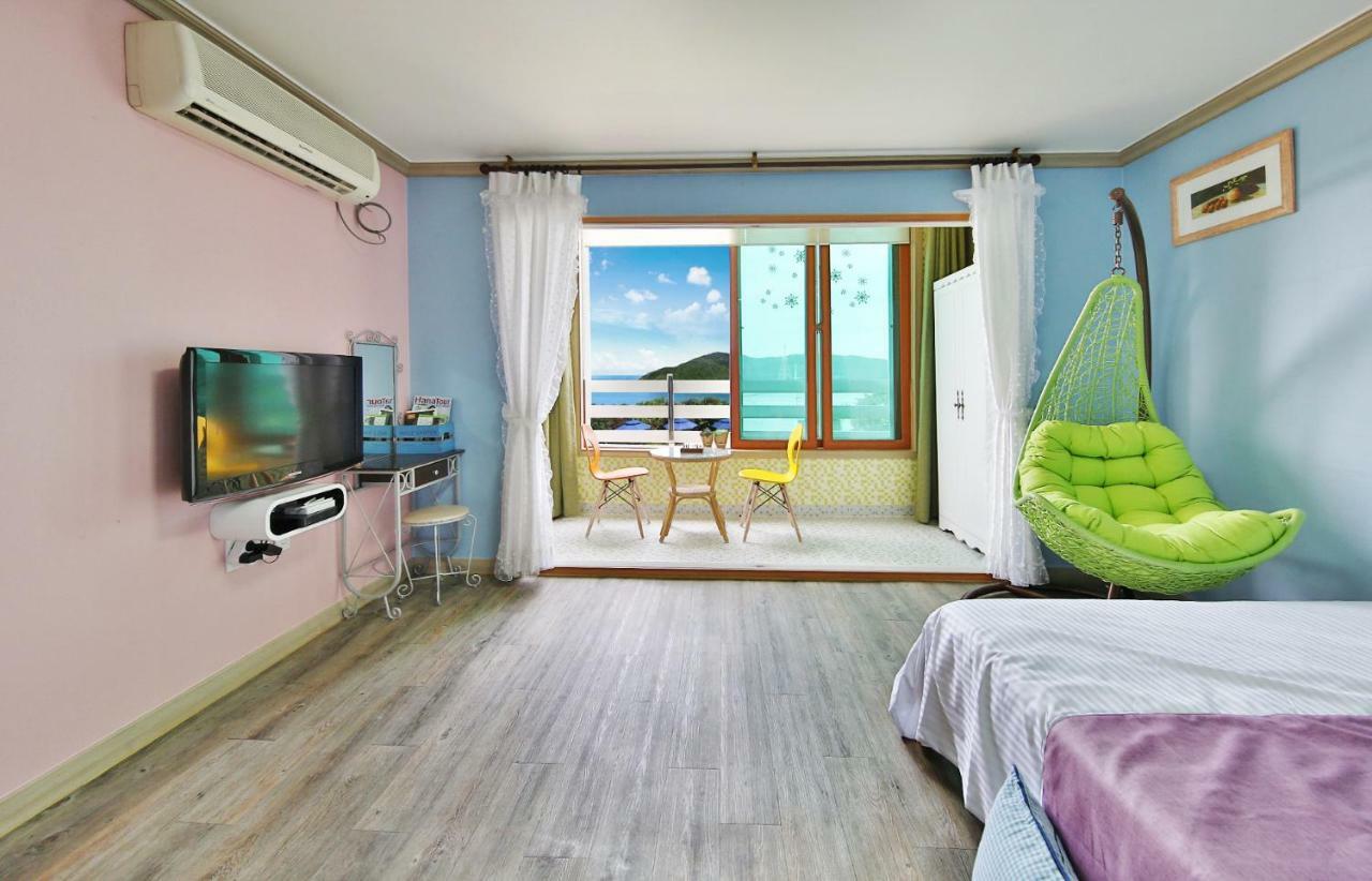 Tongyeong Paper Island Pension ภายนอก รูปภาพ