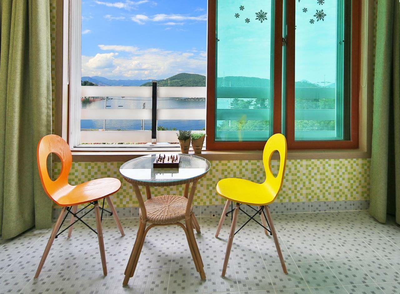 Tongyeong Paper Island Pension ภายนอก รูปภาพ